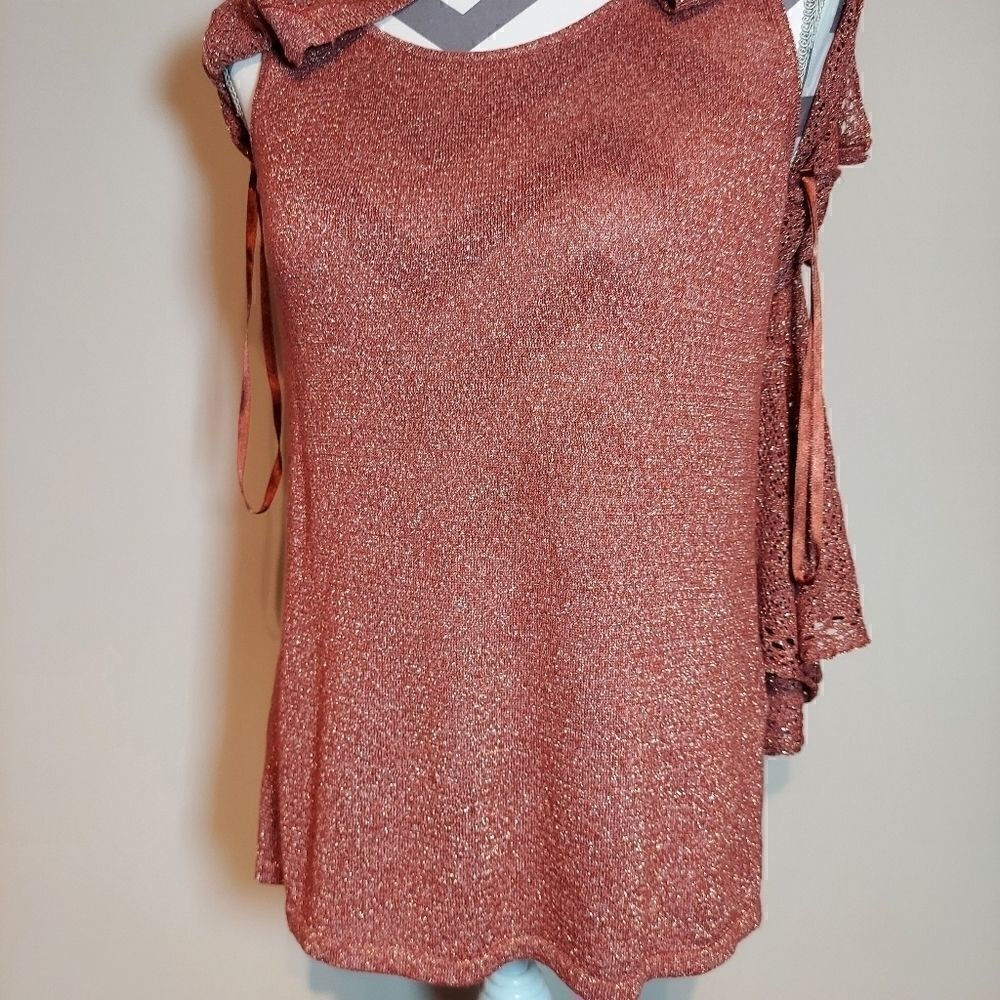 Chico's Peasant Style Pullover with Tank - Picture 8 of 9